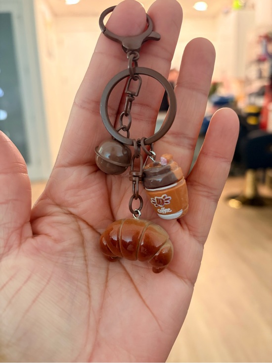 Accessories - Cute Croissant & Coffee Keychain - Brown